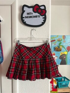 Y2K royal bones red pleaded skirt